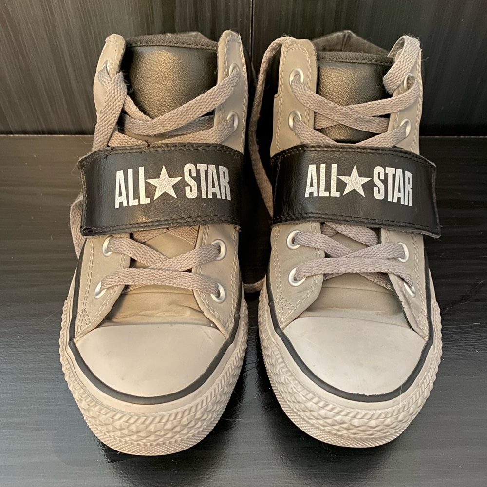 Converse Grey/Black low top sneakers